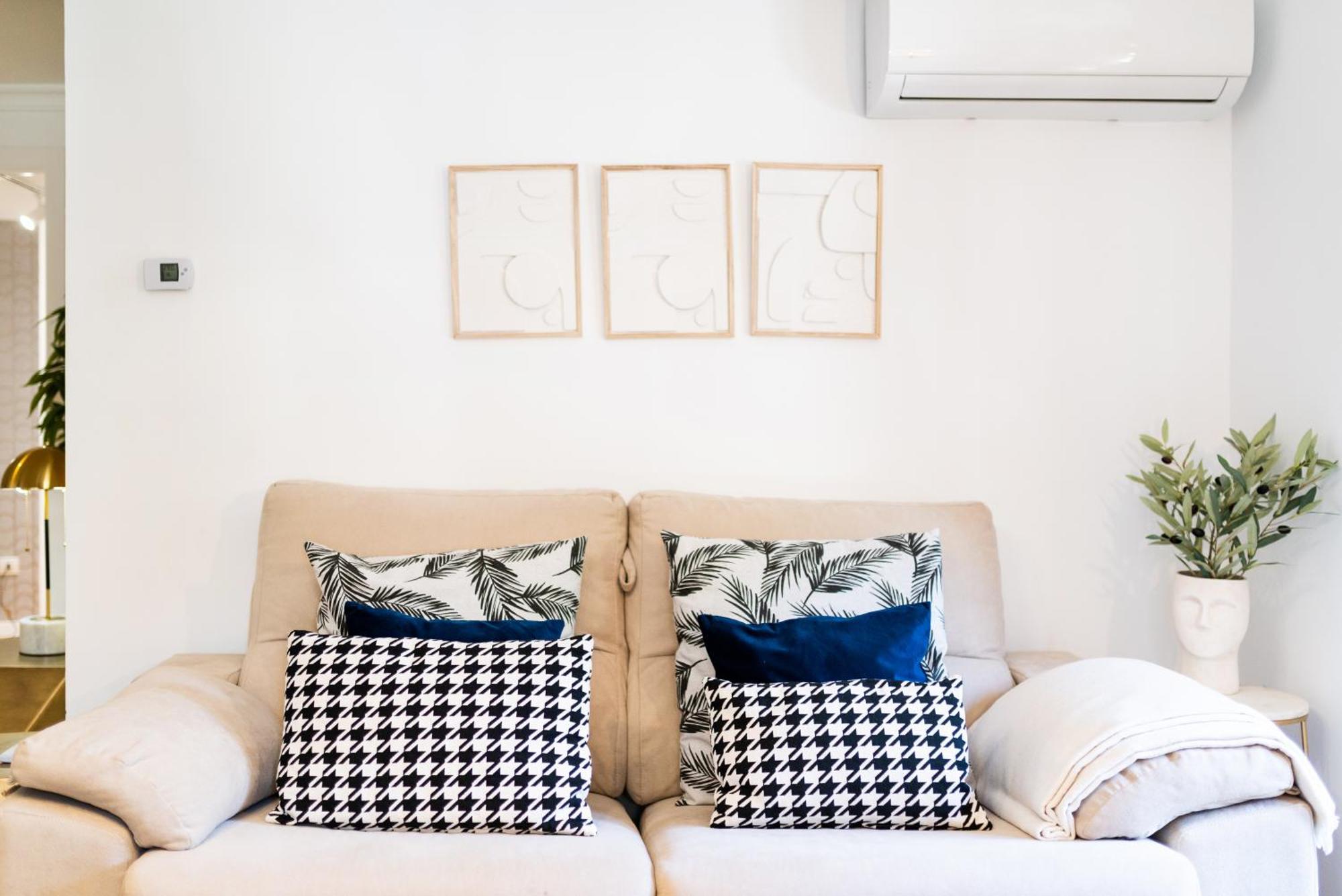 Moderno Apartamento En Granada Centro Екстериор снимка