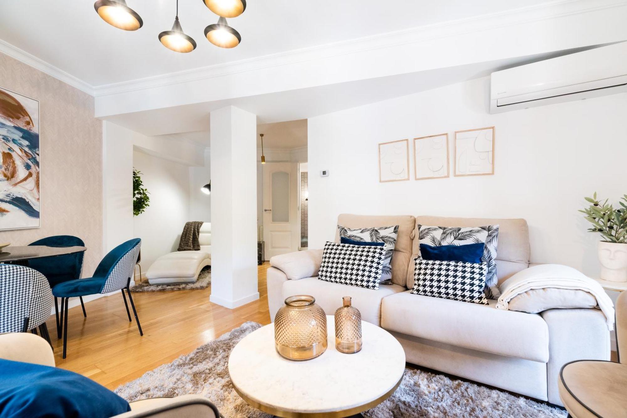 Moderno Apartamento En Granada Centro Екстериор снимка