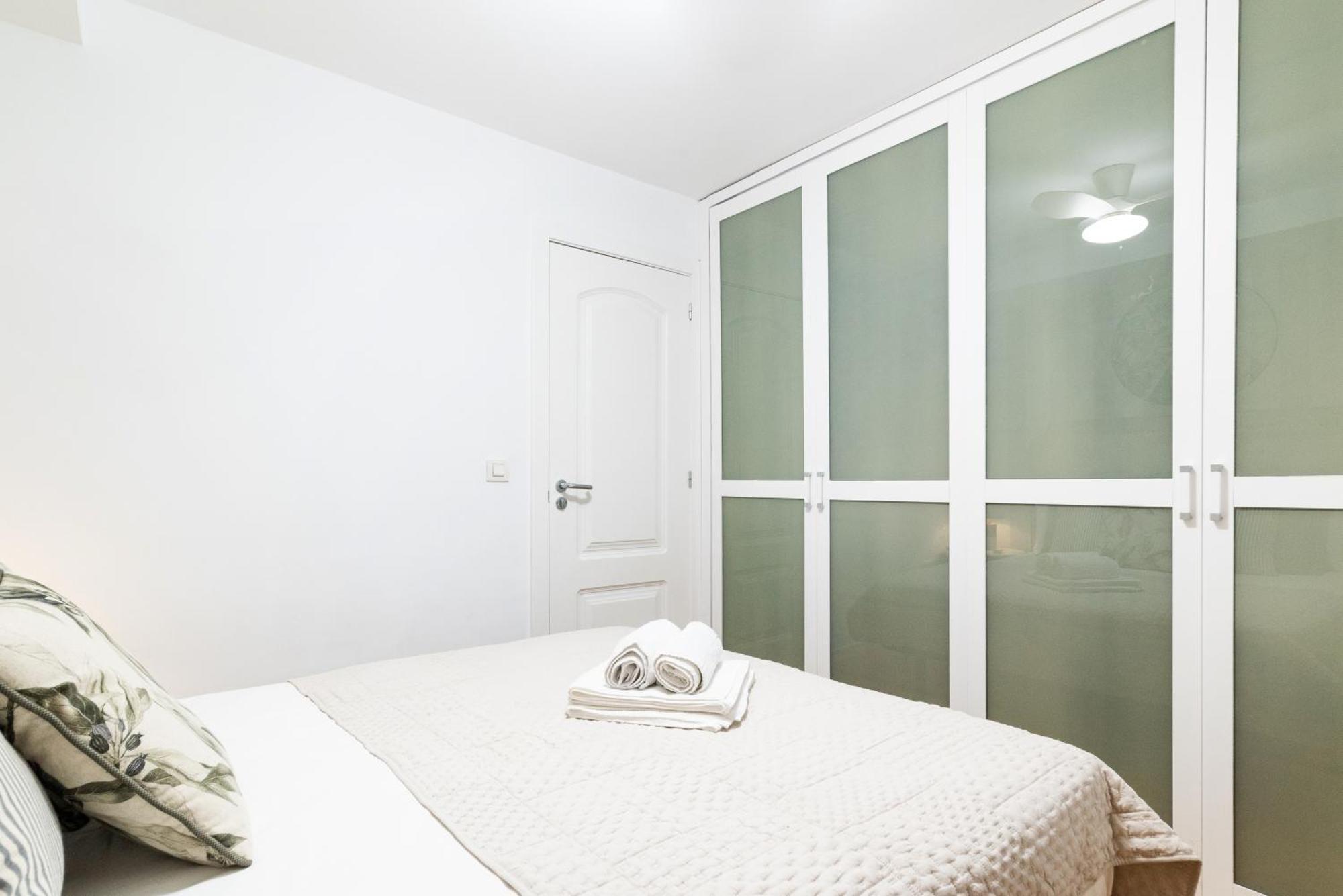 Moderno Apartamento En Granada Centro Екстериор снимка