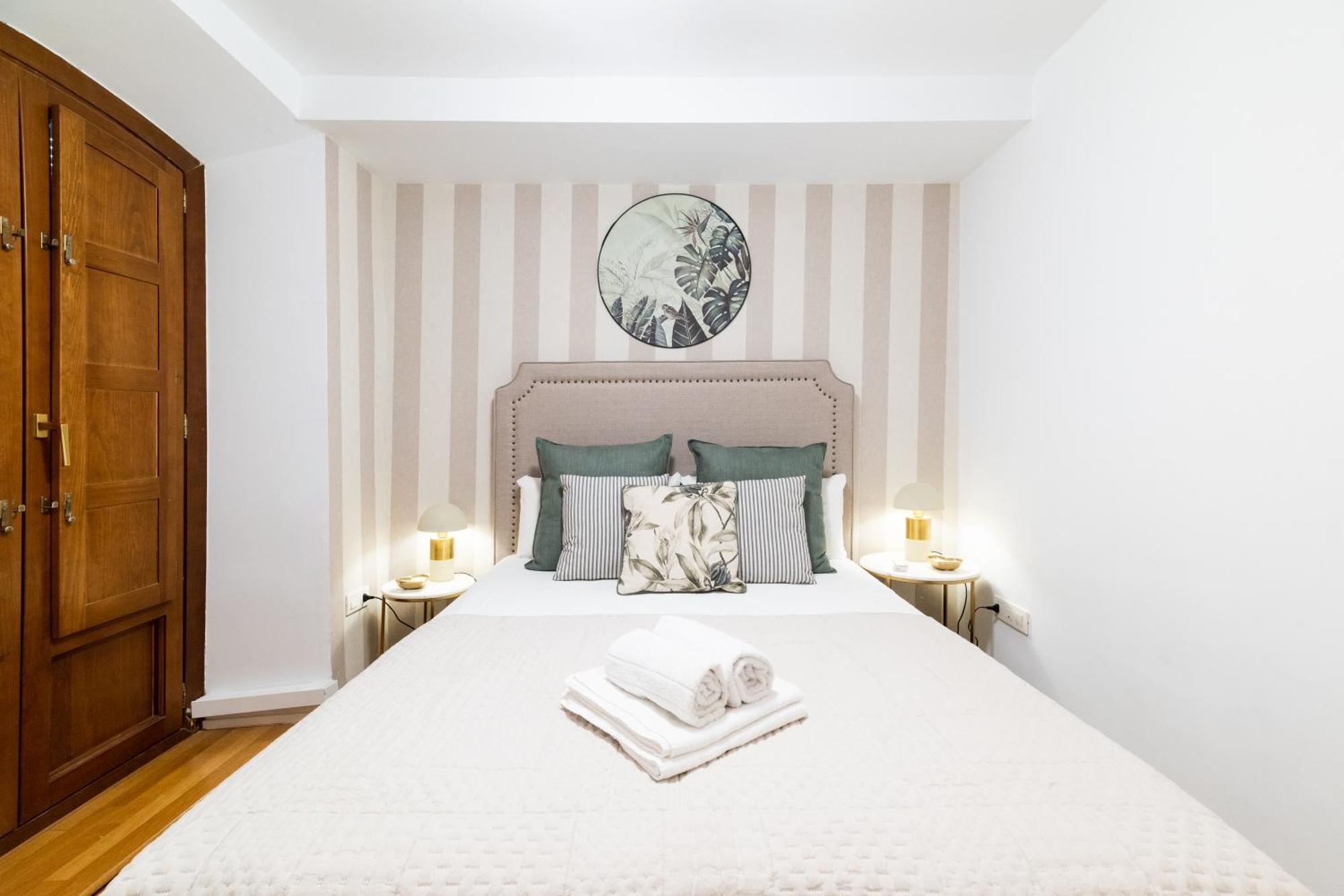 Moderno Apartamento En Granada Centro Екстериор снимка