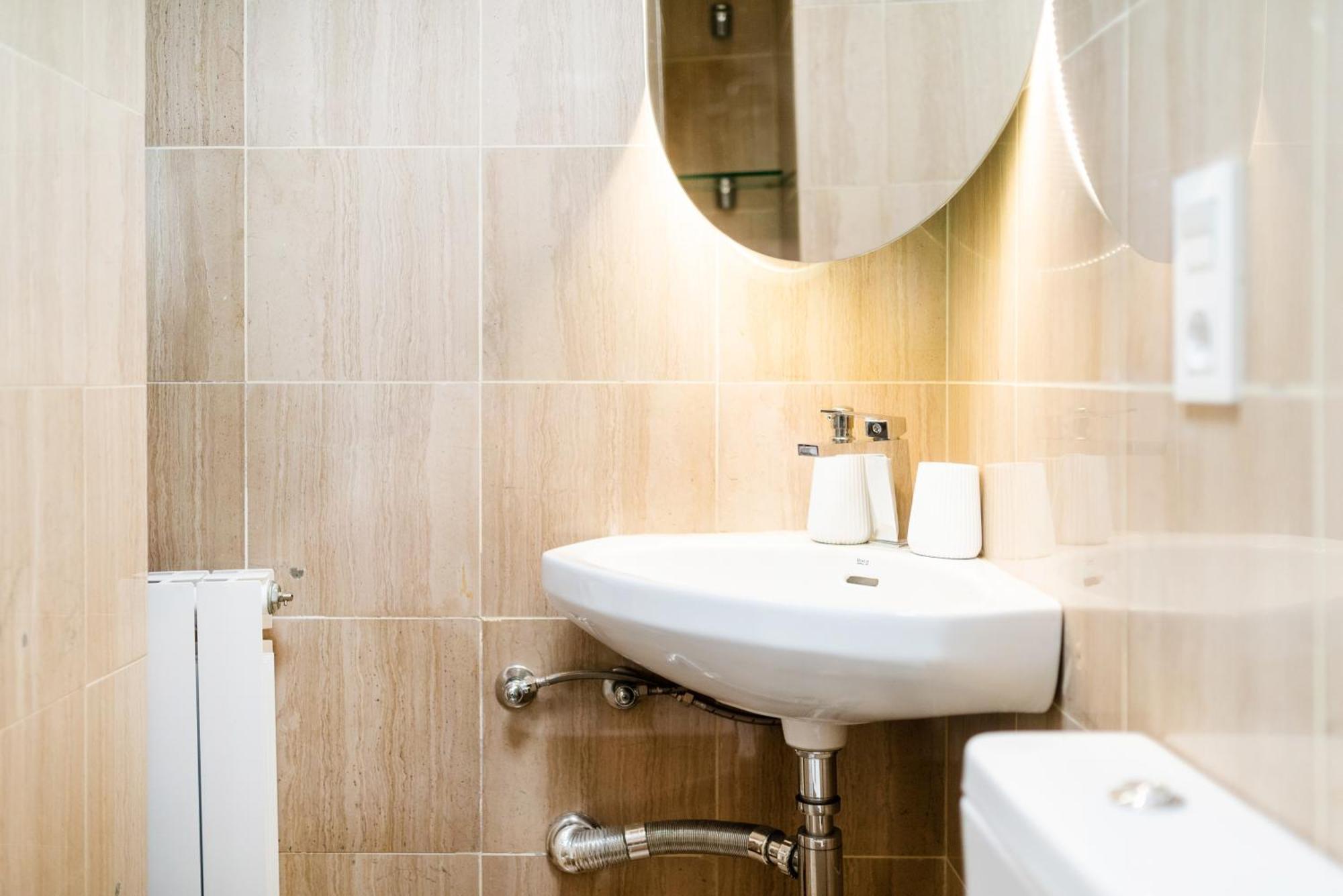 Moderno Apartamento En Granada Centro Екстериор снимка