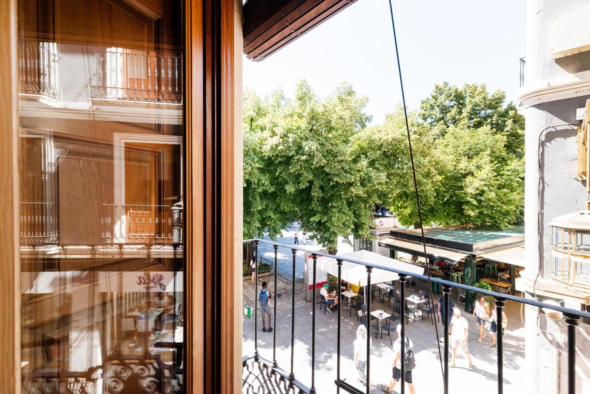 Moderno Apartamento En Granada Centro Екстериор снимка